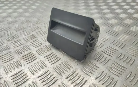 Skoda Octavia Mk3 (5E) Car ashtray 5E0863284B