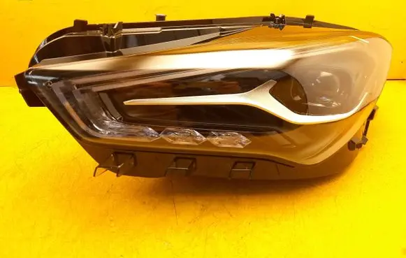Mercedes-Benz CLA C118 X118 Headlight/headlamp A1189068501