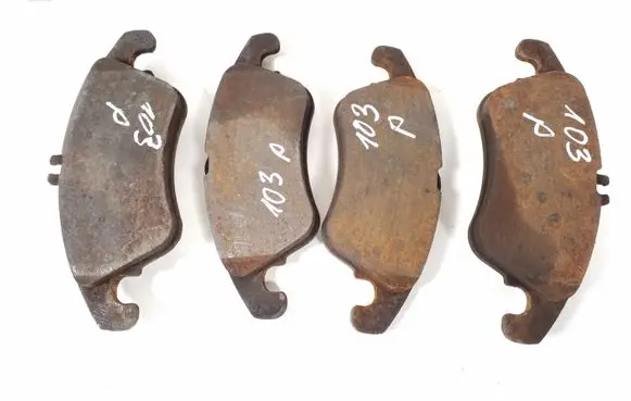 Mercedes-Benz E C207 W207 Brake pads (front) A0054201020 A0064202820 A0074207520