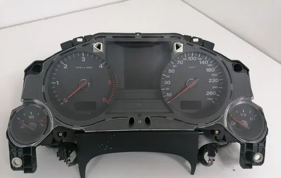 Audi A8 S8 D2 4D Speedometer (instrument cluster) 4E0920901