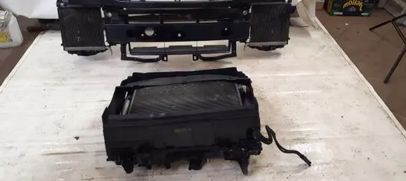Land Rover Range Rover L405 Radiator support slam panel