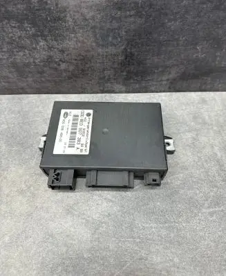 Volkswagen Touran I Tow bar trailer control unit/module 8E0907383A S0002 5DS00840801