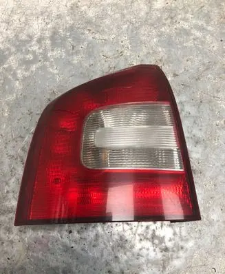 Skoda Octavia Mk2 (1Z) Rear/tail lights 1Z9945095A