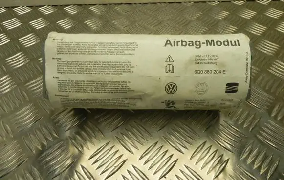 Volkswagen Polo III 6N 6N2 6NF Passenger airbag 6Q0880204E M1839