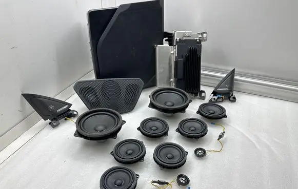 BMW i4 Audio system kit 9362561 2622469 201173