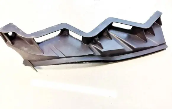 Volkswagen PASSAT B6 Front bumper mounting bracket 3c0807889