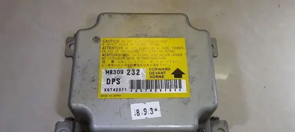 Mitsubishi Galant Airbag control unit/module MR309232 X6T42071