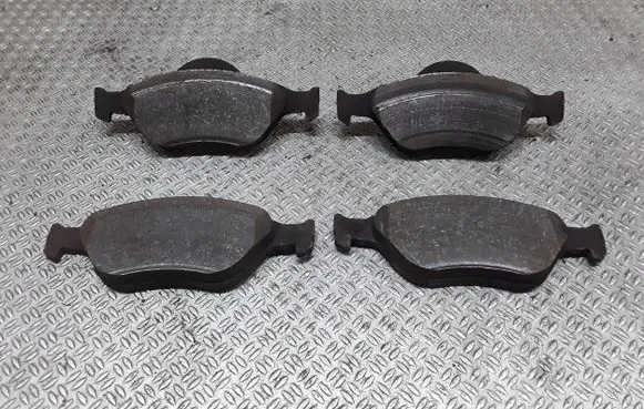 Mazda 2 Brake pads (front) 