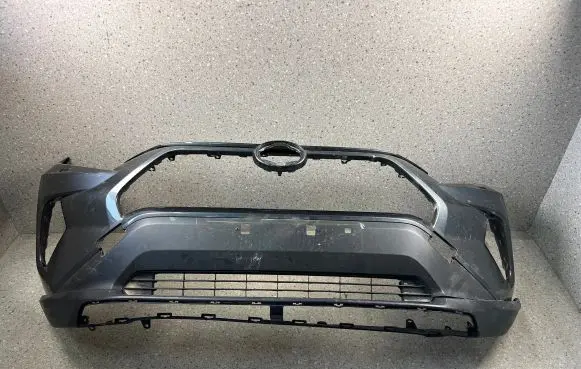 Toyota RAV 4 (XA50) Front bumper