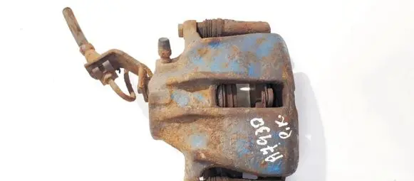 Volkswagen PASSAT B4 Front brake caliper