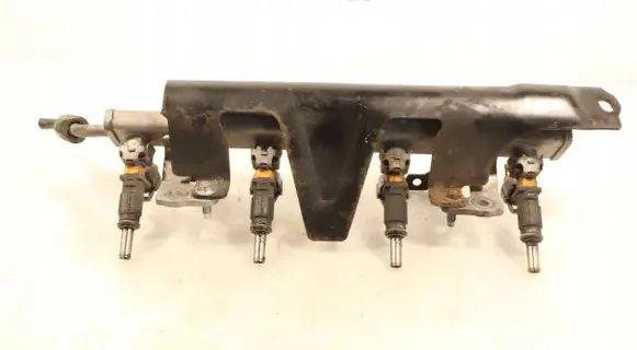 Dacia Dokker Fuel main line pipe 