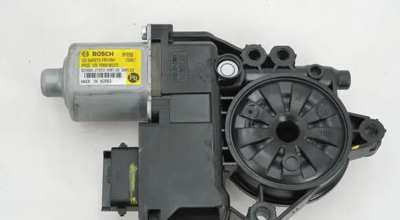 KIA Ceed Front door window regulator motor 82460J7010