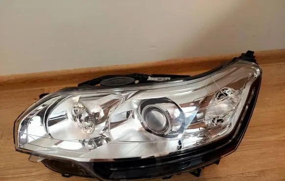 Citroen C5 Headlight/headlamp 9674399580
