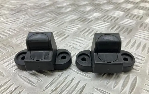 Skoda Yeti (5L) Other trunk/boot trim element 6Y0827240E