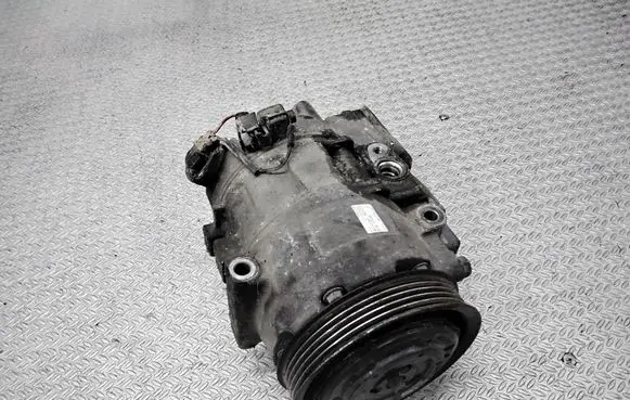 Mercedes-Benz Vaneo W414 Air conditioning (A/C) compressor (pump) 4472208870