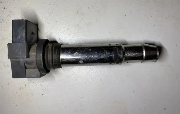 Skoda Octavia Mk2 (1Z) High voltage ignition coil 036905715F