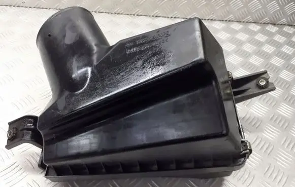 Honda Accord Air filter cleaner box bracket assembly 