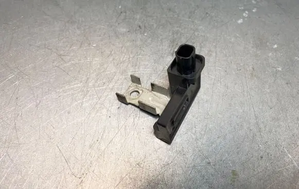 Subaru Forester SJ Battery relay fuse 4000590