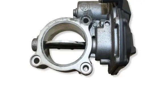BMW 5 F10 F11 Throttle valve 7810752 10378517