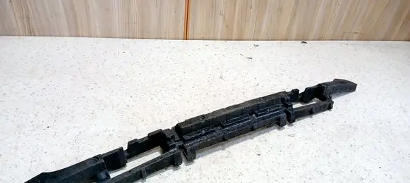 Front bumper foam support bar