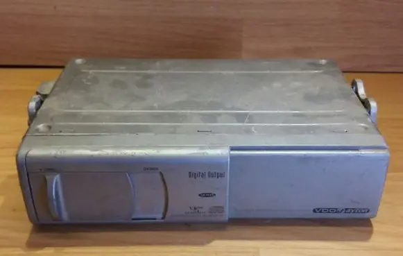 Renault Laguna II CD/DVD changer 902231061009 CH060000
