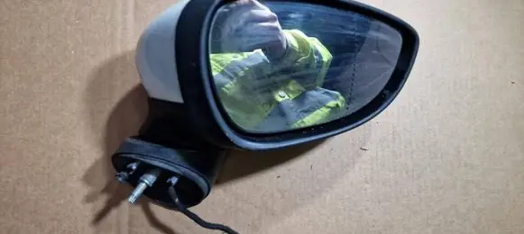 Ford Fiesta Front door electric wing mirror e8024704