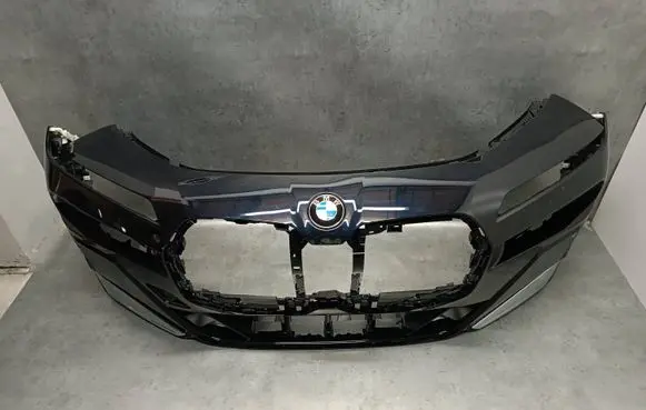 BMW 7 G70 Front bumper