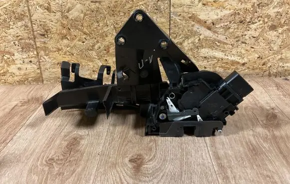 Front door lock