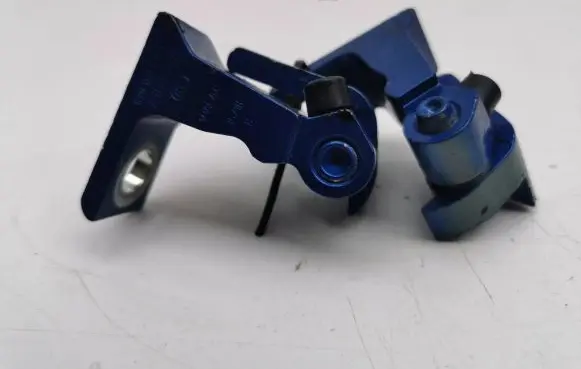 Volkswagen T-Roc Front door hinge set 8X0881404E