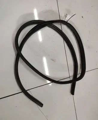 Fiat Sedici Rubber seal front coupe door 