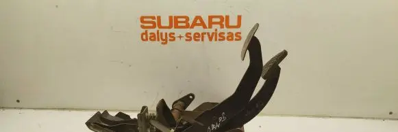 Subaru Outback Pedal assembly 