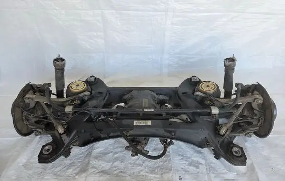 Mercedes-Benz E AMG W212 Rear axle beam