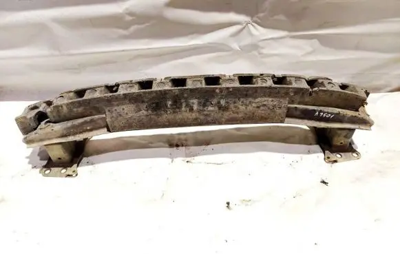 Volkswagen Touran I Rear beam 