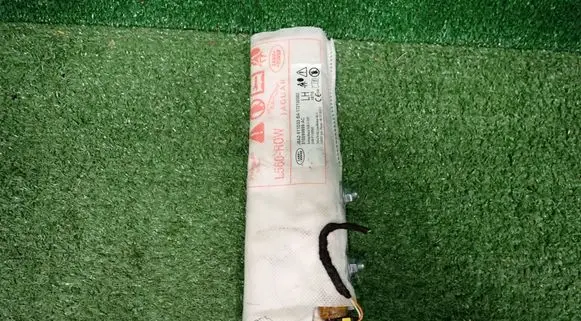 Land Rover Range Rover Velar Seat airbag J8A2611D33BA