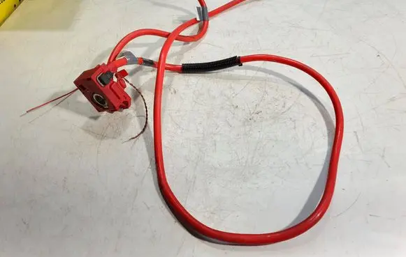 BMW 5 E60 E61 Positive cable (battery) 6989775 9127768