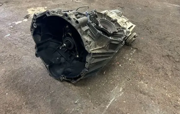Audi A4 S4 B7 8E 8H Manual 6 speed gearbox 01X301211