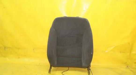 Volkswagen Golf IV Front driver seat 