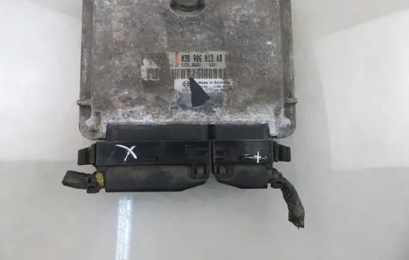 Seat Ibiza II (6k) Engine control unit/module 038906013AB