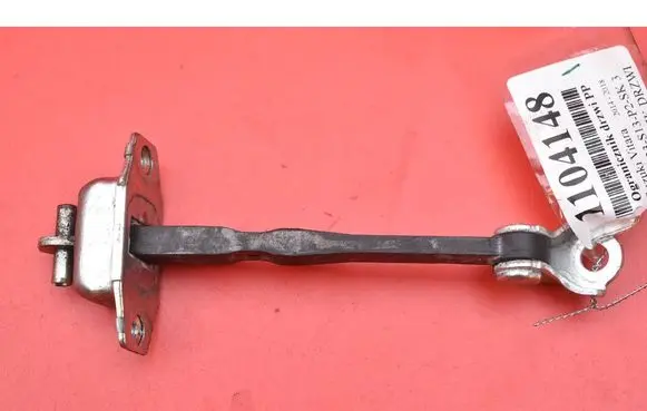 Suzuki Grand Vitara II Front door check strap stopper