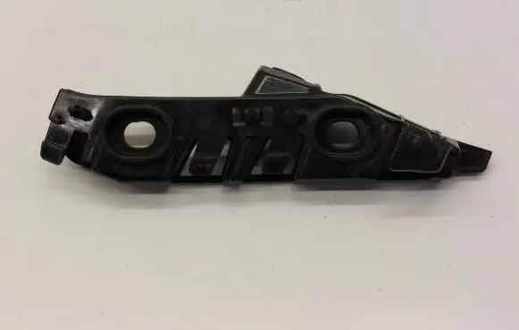 Front bumper mounting bracket