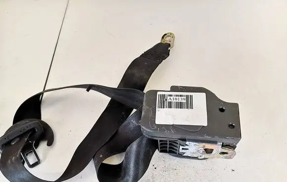 Volkswagen PASSAT B5.5 Front seatbelt 3b1857706d