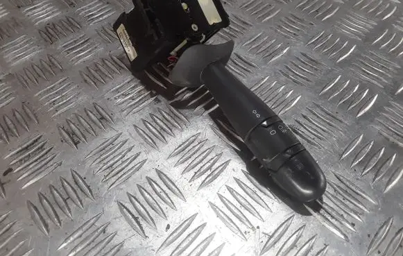 Renault Laguna II Indicator stalk 7701048913