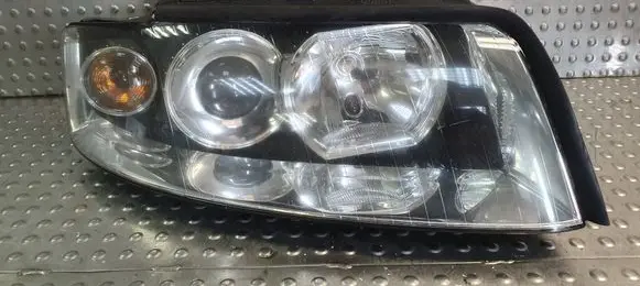 Audi A4 S4 B6 8E 8H Headlight/headlamp S27698722