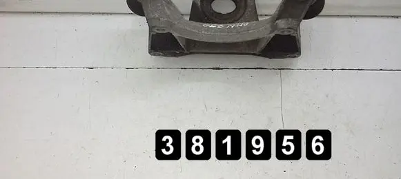 BMW 7 E65 E66 Engine mount bracket