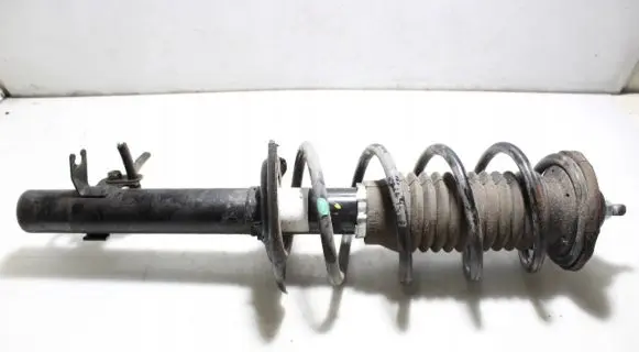 Front shock absorber with coil spring