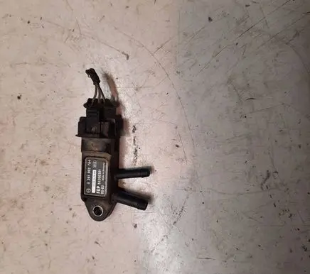 Opel Zafira B Exhaust gas pressure sensor 55200301 0281002784 07062925H