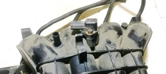 Suzuki Ignis Air pressure sensor e1t26571a