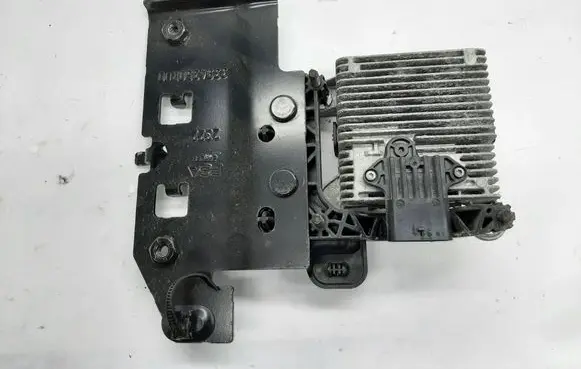 Opel Mokka B Distronic sensor radar 9841849780