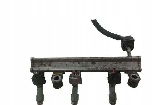 Toyota Yaris Fuel main line pipe 2280