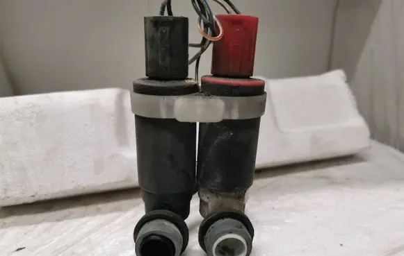 Honda CR-V Windscreen/windshield washer pump
